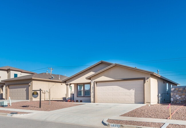 10712 Blue Sage Cir in El Paso, TX - Building Photo - Building Photo