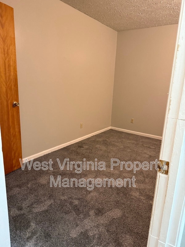 184 Wyndale Dr in Princeton, WV - Building Photo - Building Photo