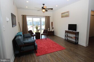 33707 Skiff Aly-Unit -207 in Lewes, DE - Foto de edificio - Building Photo