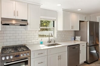 13 Tildean Ln in Bayville, NY - Building Photo - Building Photo