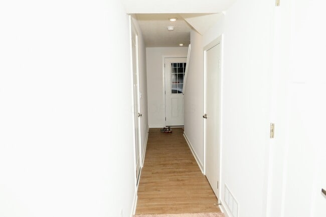 130 Dusky Willow Dr in Reynoldsburg, OH - Building Photo - Building Photo