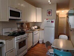 126 Madison St in Hoboken, NJ - Building Photo - Building Photo