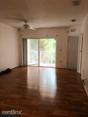 1091 Golden Lakes Blvd in West Palm Beach, FL - Building Photo - Building Photo