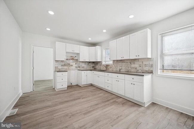 property at 2135 N 20th St