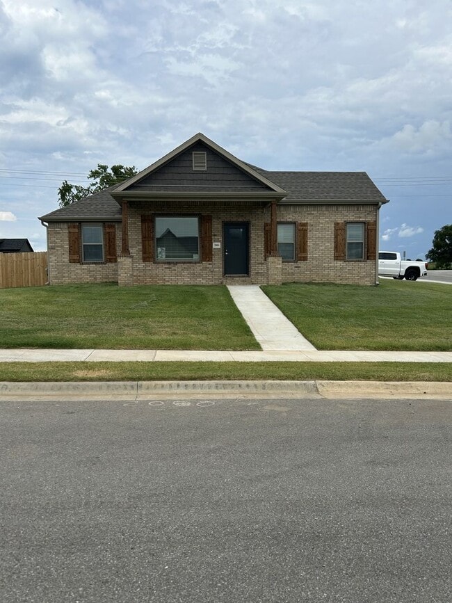 property at 2000 Dobbs St