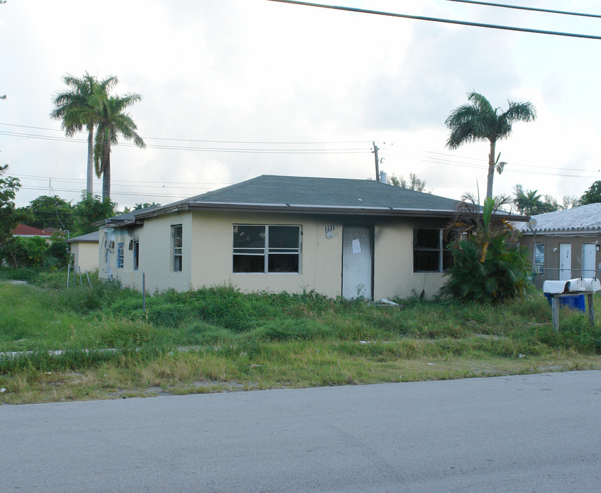 1335 NE 110th Ter in Miami, FL - Building Photo