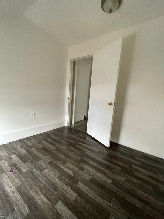 7 Shedds Ave in Nashua, NH - Building Photo - Building Photo