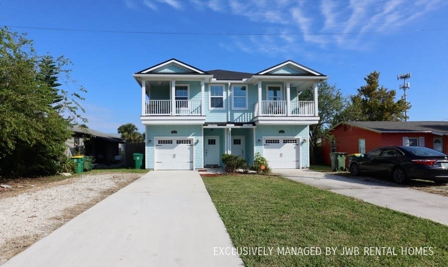 813 2nd Ave S in Jacksonville Beach, FL - Building Photo