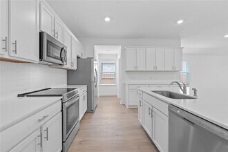 129 Bruin Paw Dr in Georgetown, TX - Building Photo - Building Photo