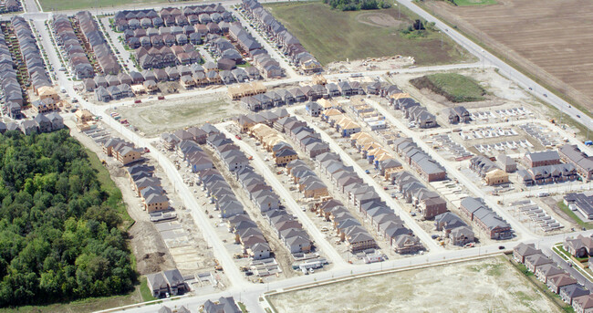 Mayfield Collection in Brampton, ON - Building Photo - Building Photo