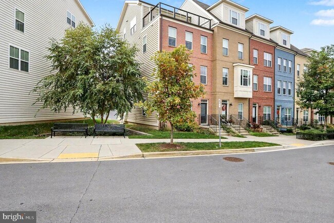 2418 Auden Dr in Silver Spring, MD - Building Photo - Building Photo