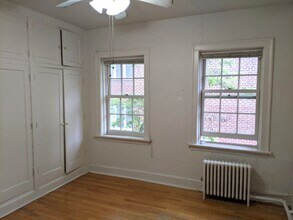 1452 Oak Ave in Evanston, IL - Foto de edificio - Building Photo