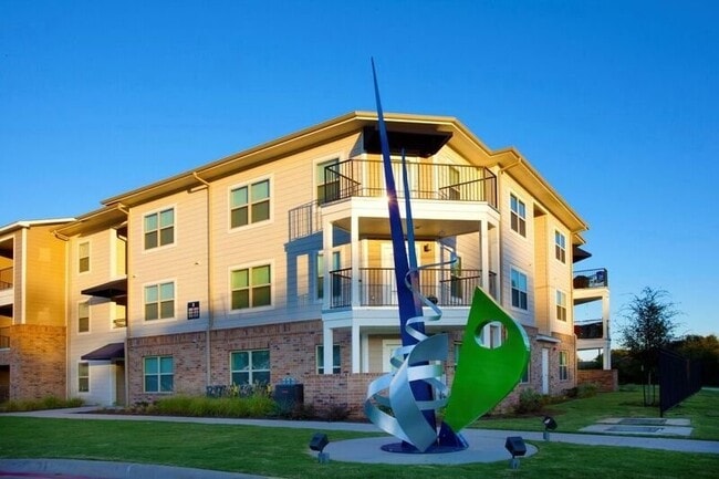 property at 817 Colcord Ave