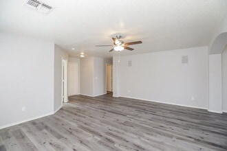 10442 E Arcadia Ave in Mesa, AZ - Building Photo - Building Photo