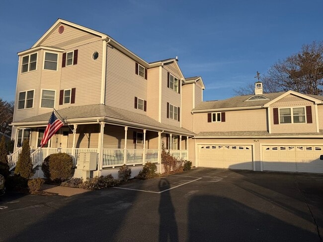 property at 437 N Main St