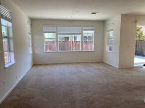 830 San Bernardo Ln in Morgan Hill, CA - Building Photo - Building Photo