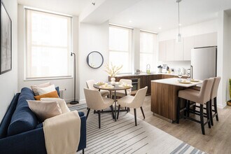 52 Maiden Ln in New York, NY - Building Photo - Building Photo