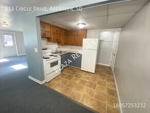 1101 N 1st St in Aberdeen, SD - Building Photo - Building Photo