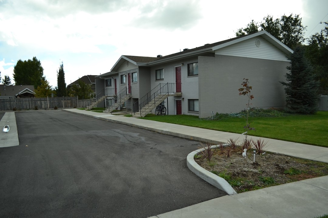 Alpine Apartments in Alpine, UT - Foto de edificio