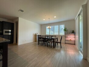 249 Ginger St in Vacaville, CA - Building Photo - Building Photo