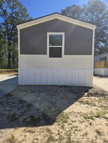 22261 McCleskey Rd in New Caney, TX - Building Photo