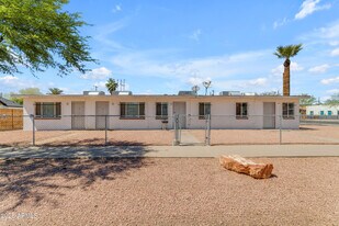 502 North 11th St in Phoenix, AZ - Building Photo