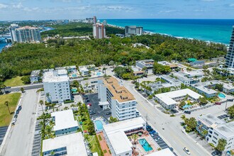 Hawthorne East in Fort Lauderdale, FL - Foto de edificio - Building Photo