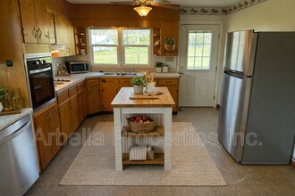 406 Choptack Rd in Rogersville, TN - Foto de edificio - Building Photo