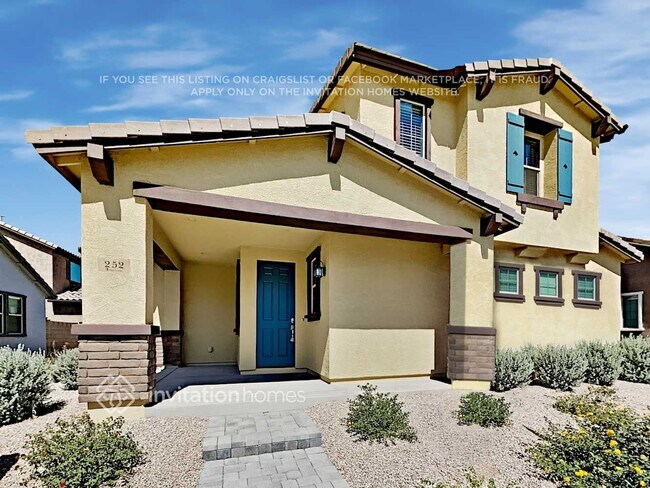 property at 252 N Sandal
