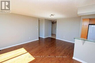 1140-1140 Parkwest Pl in Mississauga, ON - Building Photo - Building Photo