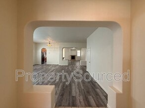 3176 Penelope Dr in Stockton, CA - Building Photo - Building Photo