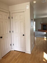 934 Saxon Way in Bozeman, MT - Foto de edificio - Building Photo