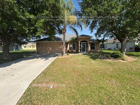 456 San Ambrosio St in Punta Gorda, FL - Building Photo