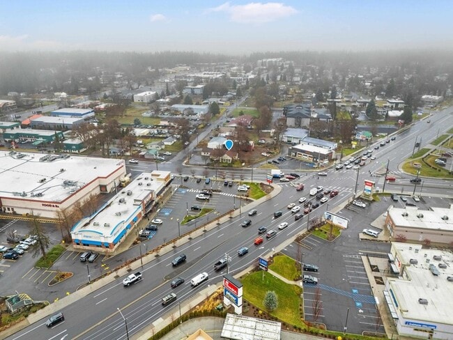 property at 107 E Holland Ave