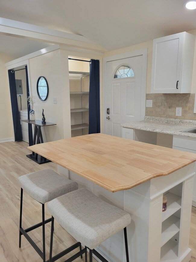 381 Floatella Rd in Waterloo, SC - Building Photo - Building Photo