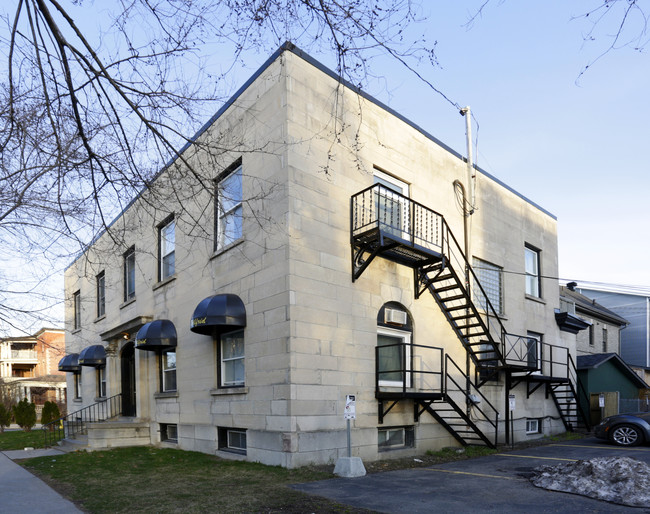 The Wilfrid Apartments in Ottawa, ON - Building Photo - Primary Photo