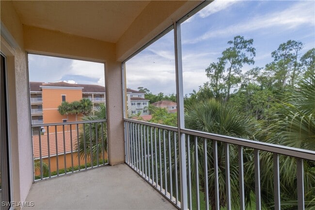 4450 Botanical Pl Cir in Naples, FL - Building Photo - Building Photo