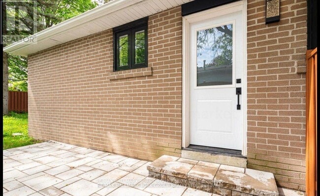 property at 106 Woodpark Pl