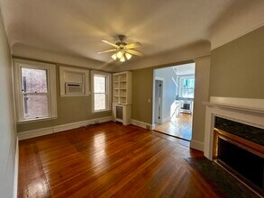 259 Beacon St, Unit 61 in Boston, MA - Building Photo - Building Photo