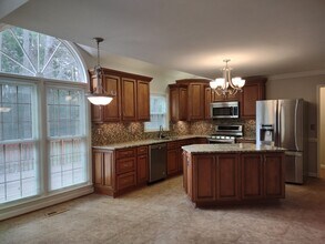 2539 Winterbrooke Dr in Matthews, NC - Building Photo - Building Photo