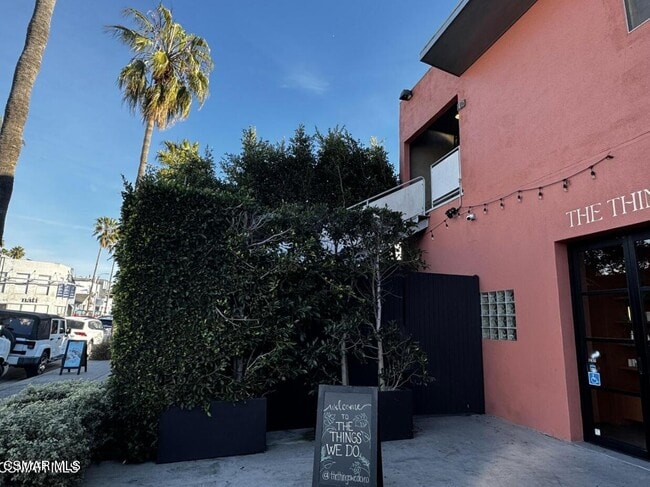 1418 Abbot Kinney Blvd in Los Angeles, CA - Building Photo - Building Photo