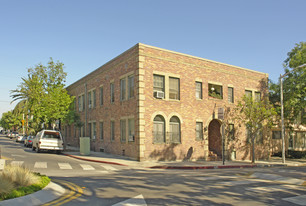 1154 N Formosa Ave Apartments