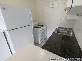 131 Washington St in Boston, MA - Building Photo