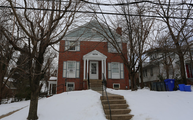 8206 Greenwood Ave in Takoma Park, MD - Building Photo - Building Photo