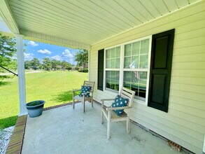 460 Derby Ln in Hope Mills, NC - Building Photo - Building Photo