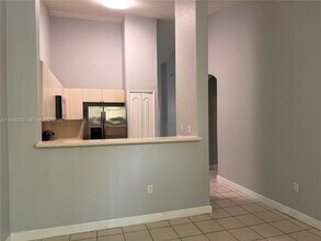 1663 SE 29th St in Homestead, FL - Building Photo - Building Photo