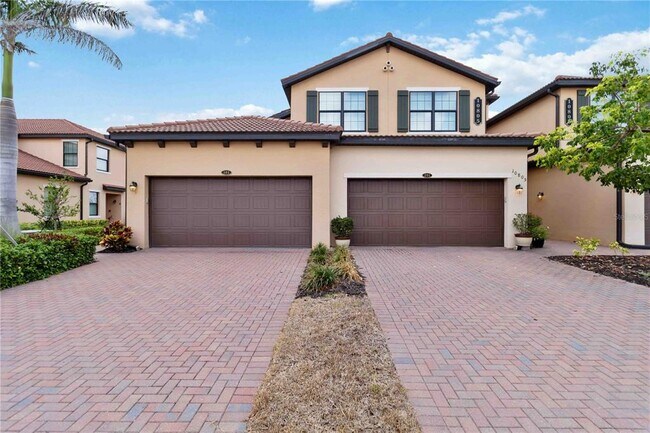 10805 Tarflower Dr in Venice, FL - Building Photo - Building Photo