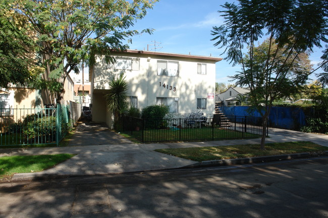 14133 Erwin St in Van Nuys, CA - Building Photo - Building Photo