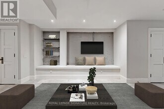 126 Fulton Ave in Toronto, ON - Building Photo - Building Photo