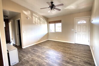 5554 White Mountain Ave, Unit White mtn ave in Lakeside, AZ - Building Photo - Building Photo
